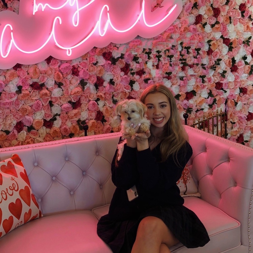 Meet your Posher, Livy lu